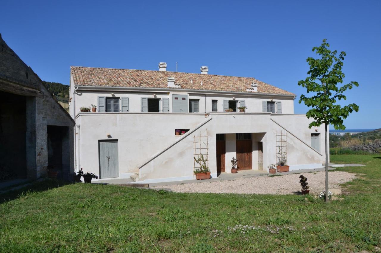 B&B Casale Fonte Vecchia Monteprandone Exterior photo